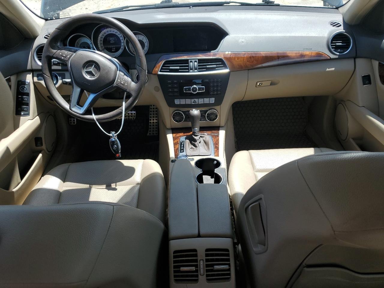 2013 Mercedes-Benz C 300 4Matic VIN: WDDGF8AB5DR245573 Lot: 62135345