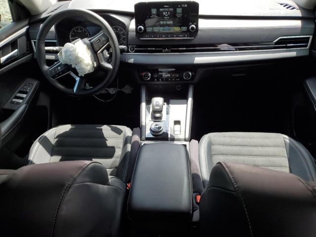  MITSUBISHI OUTLANDER 2024 Красный