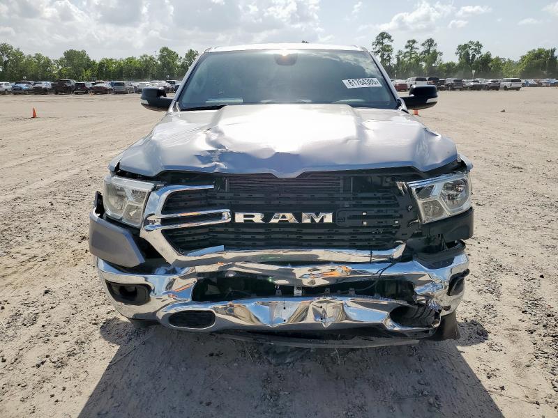  RAM 1500 2020 Srebrny