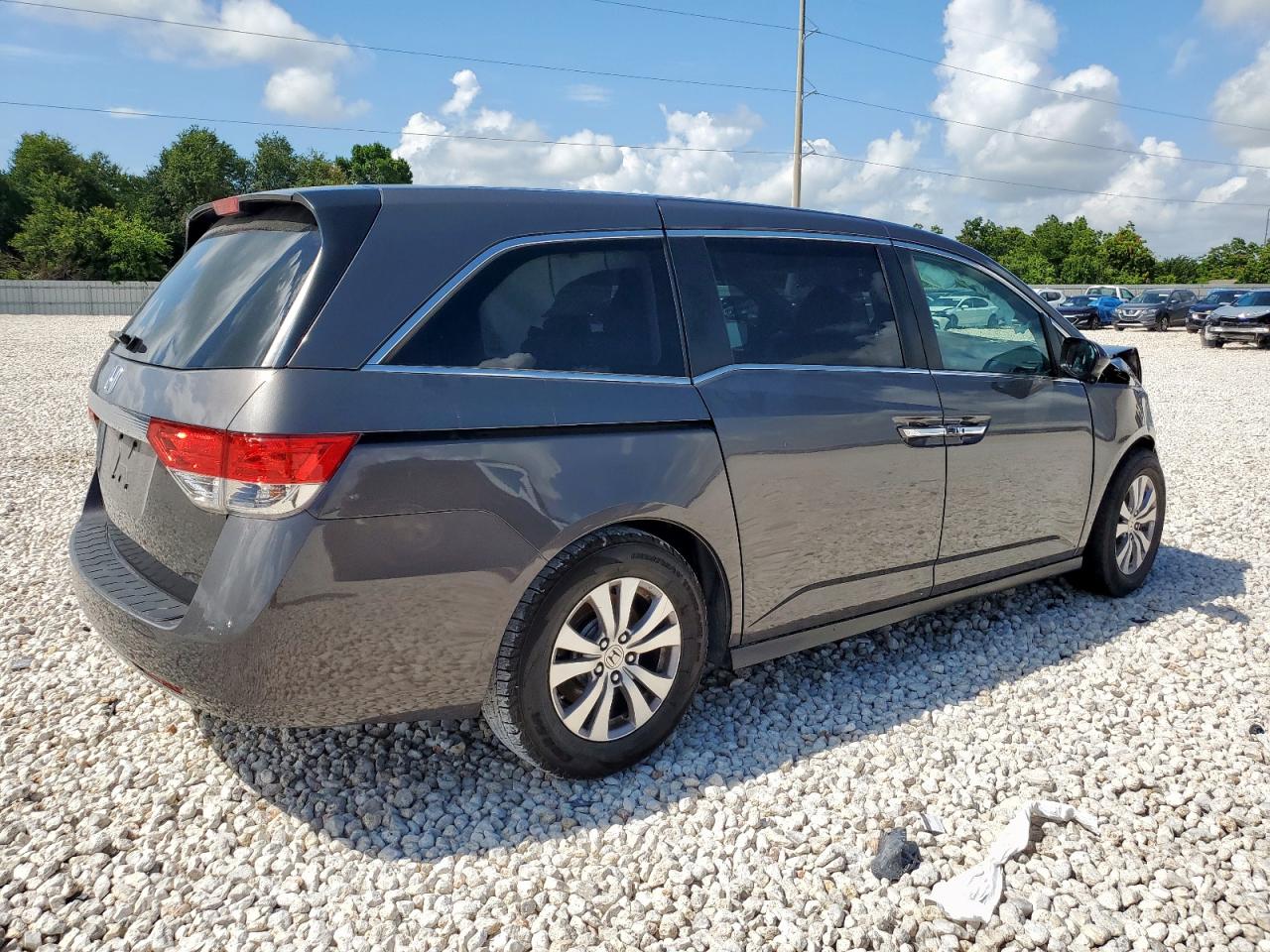 HONDA All Models 2014 VIN 5FNRL5H66EB112024 zdjęcie 3