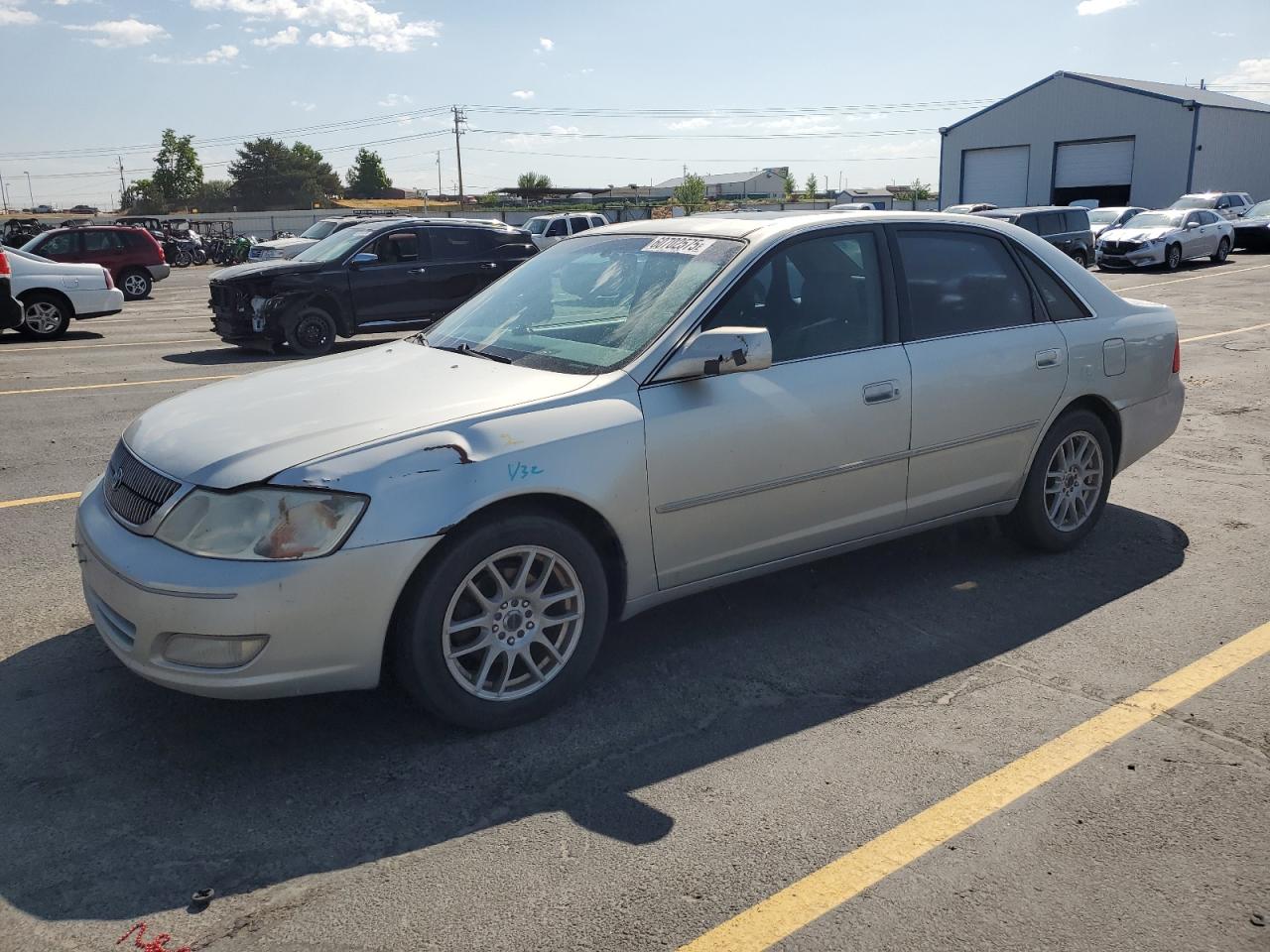 2000 Toyota Avalon Xl for Sale in Nampa, ID - Front End