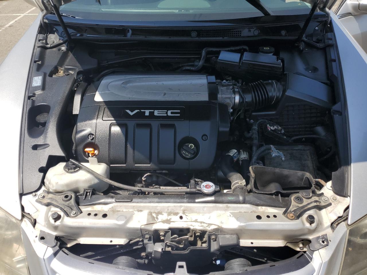 2005 Acura Rl VIN: JH4KB16555C018171 Lot: 61022135