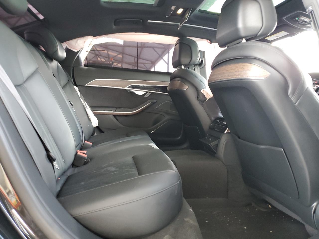 2022 Audi A8 L VIN: WAULDAF82NN005535 Lot: 60775415
