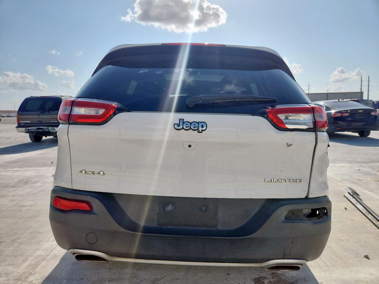 2015 Jeep Cherokee Limited VIN: 1C4PJMDS7FW682072 Lot: 61905375