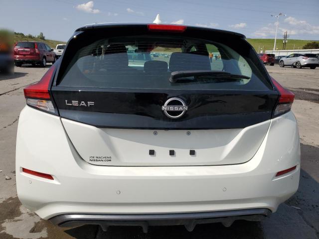  NISSAN LEAF 2024 Білий