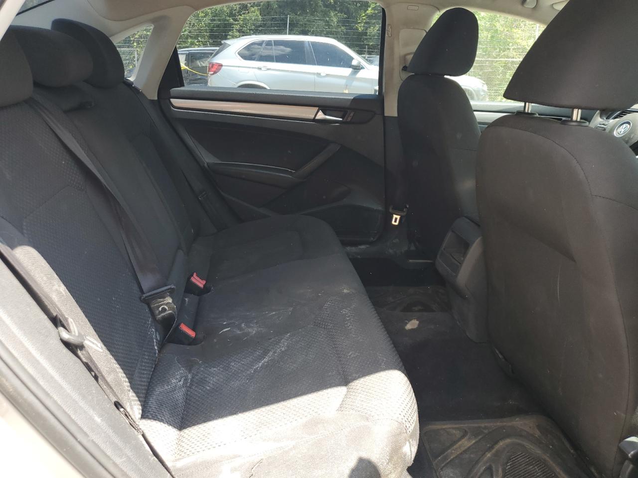 2013 Volkswagen Passat S VIN: 1VWAP7A31DC041661 Lot: 62399445
