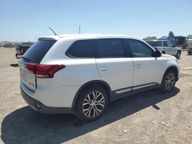 Parquets MITSUBISHI OUTLANDER 2016 Biały