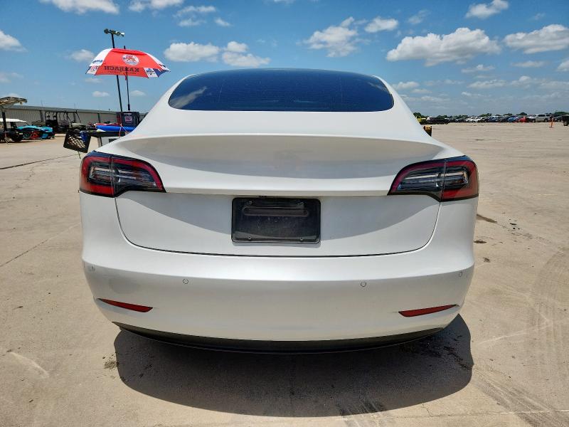  TESLA MODEL 3 2022 White