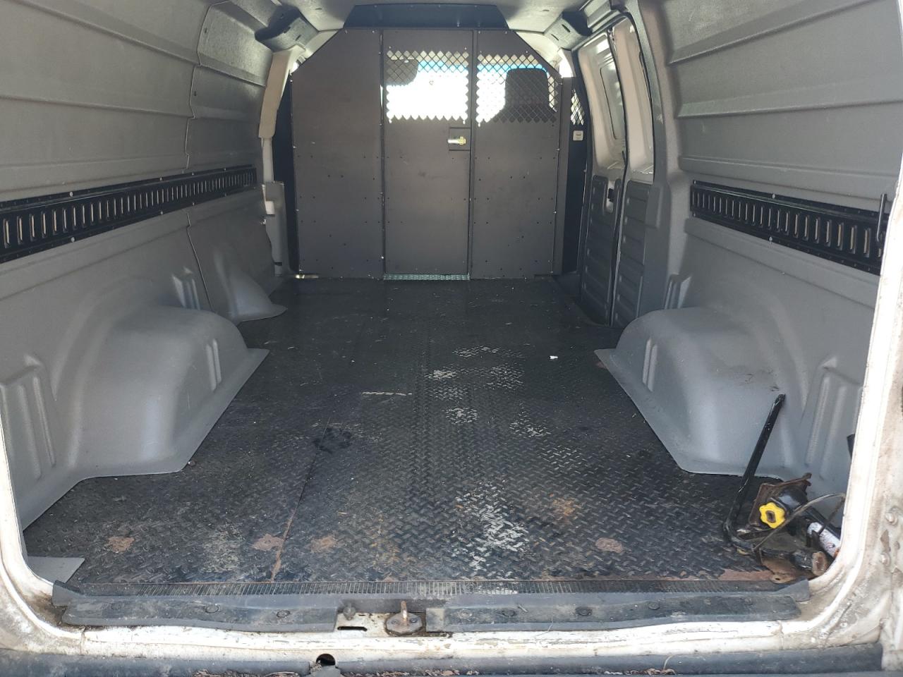 2010 Ford Econoline E250 Van VIN: 1FTNE2EL7ADA75746 Lot: 61604335