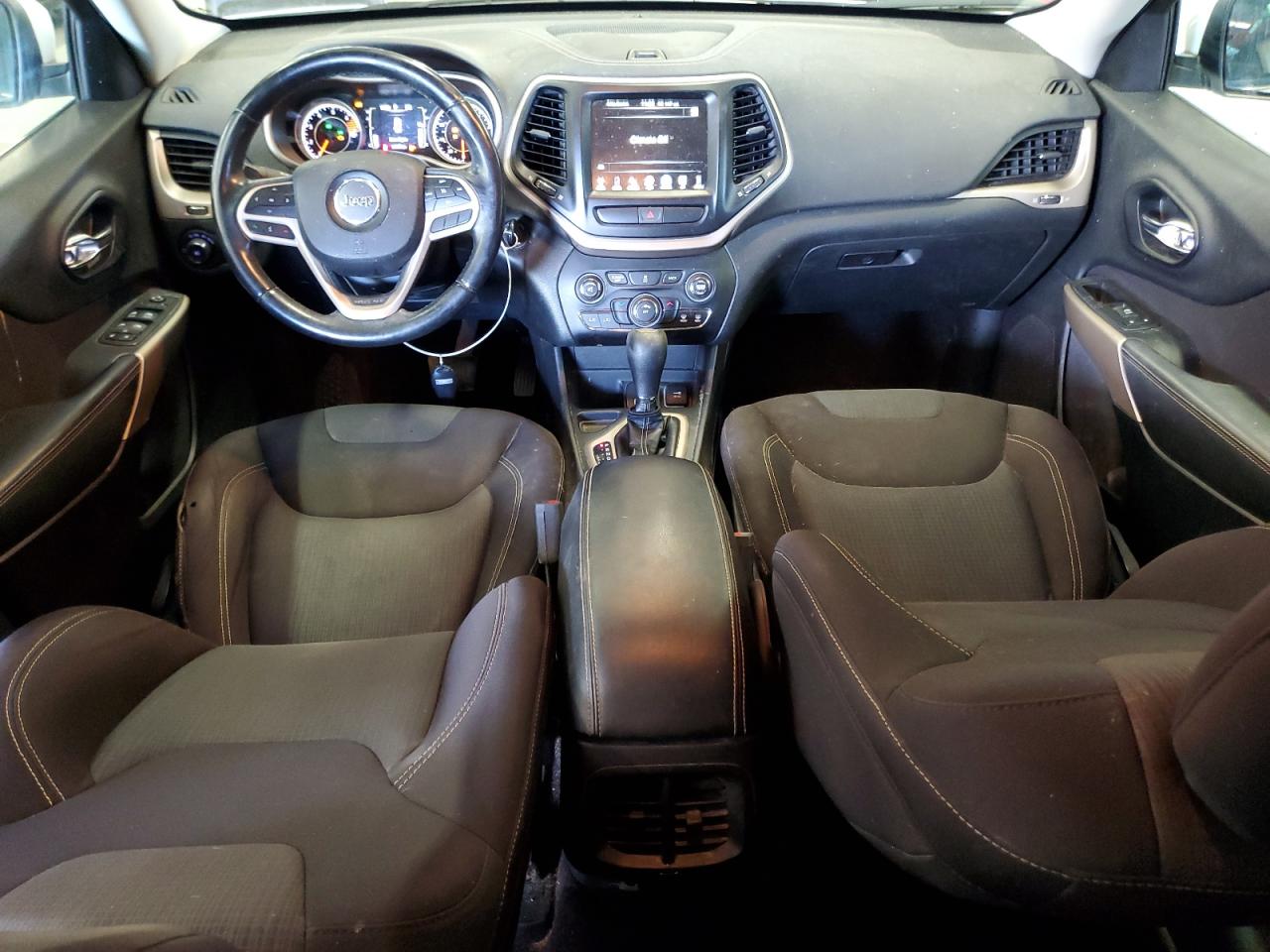 JEEP GRAND CHER 2017 VIN 1C4PJLCB9HW667975 zdjęcie 8