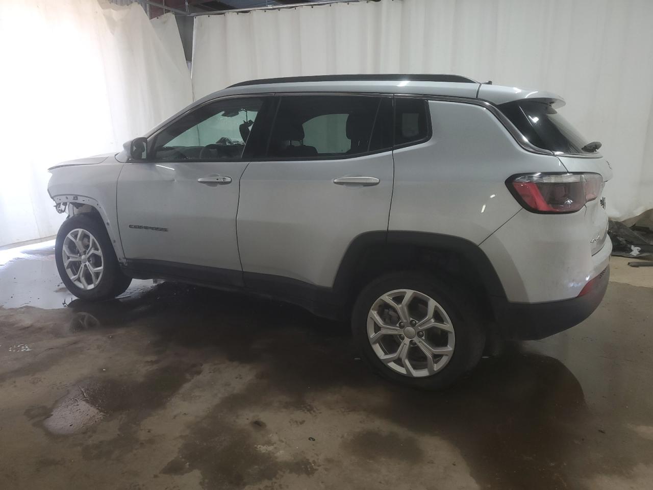 JEEP COMPASS 2024 VIN 3C4NJDBN2RT109465 zdjęcie 2