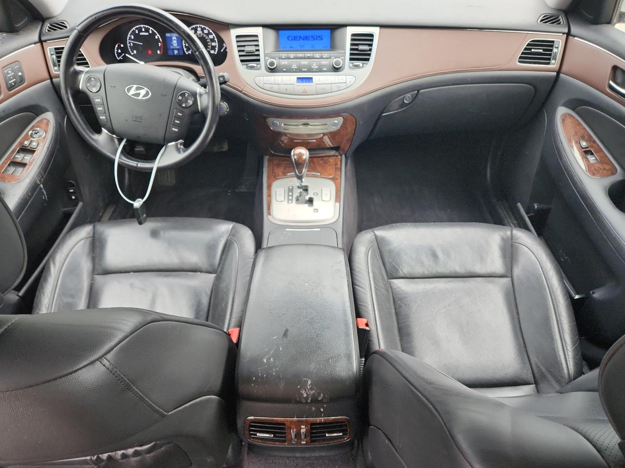 2009 Hyundai Genesis 3.8L VIN: KMHGC46E69U018374 Lot: 61549355