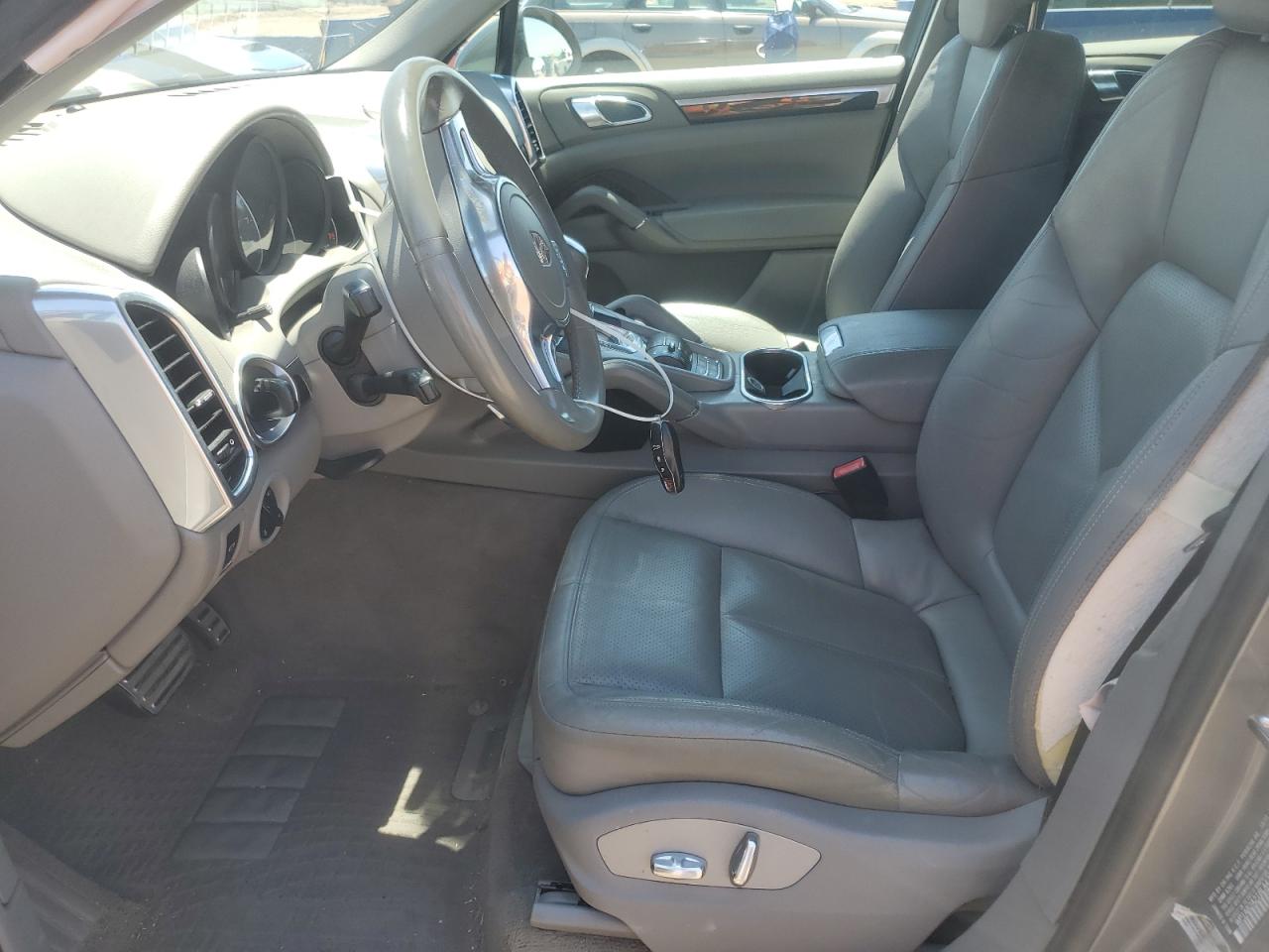 2011 Porsche Cayenne S VIN: WP1AB2A21BLA47791 Lot: 60317955