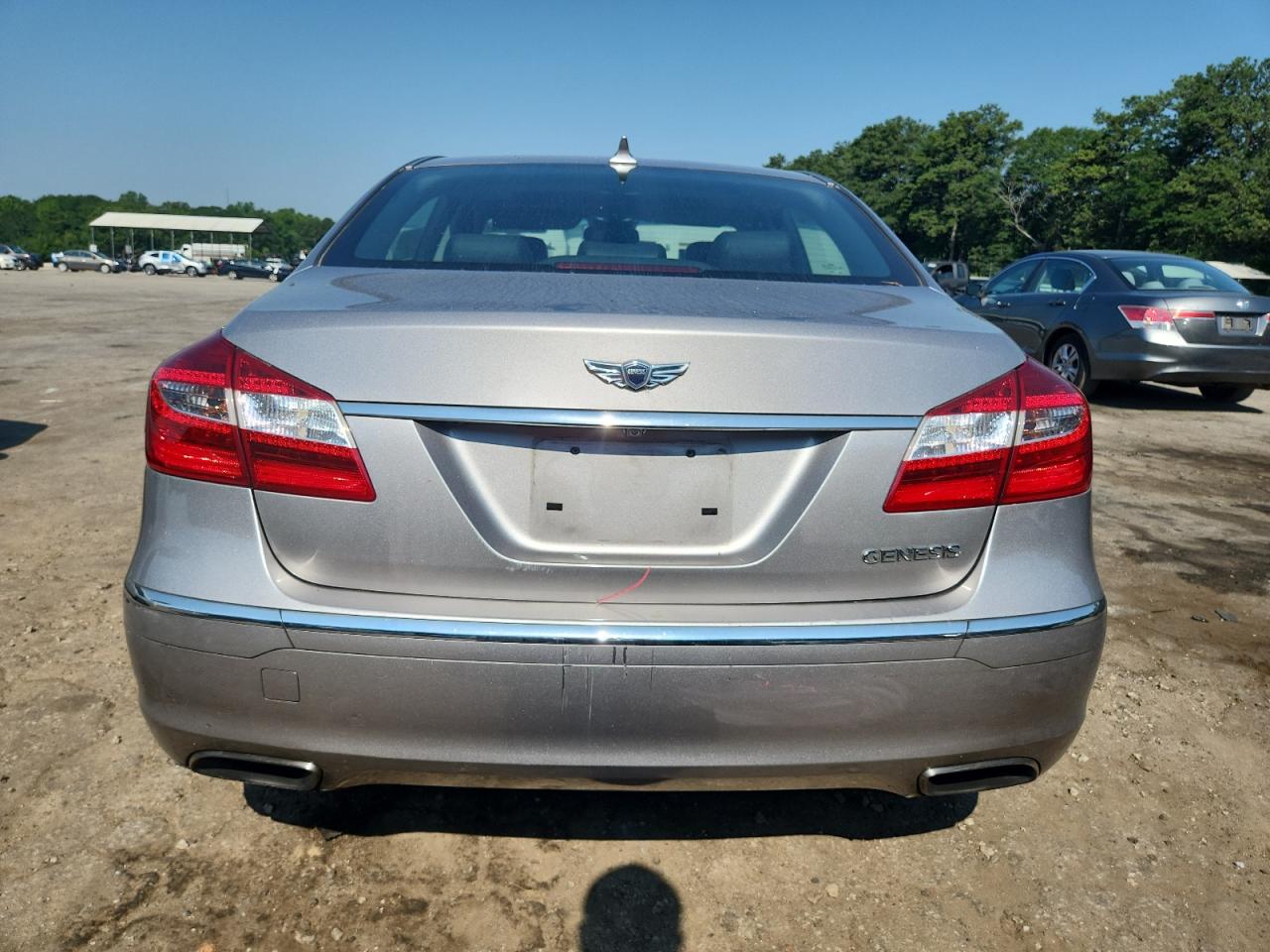 2013 Hyundai Genesis 3.8L VIN: KMHGC4DD5DU237846 Lot: 60851195