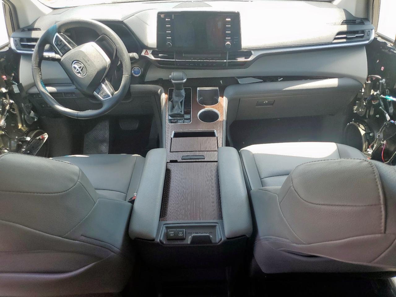 2021 Toyota Sienna Xle VIN: 5TDYRKEC7MS011118 Lot: 62572365