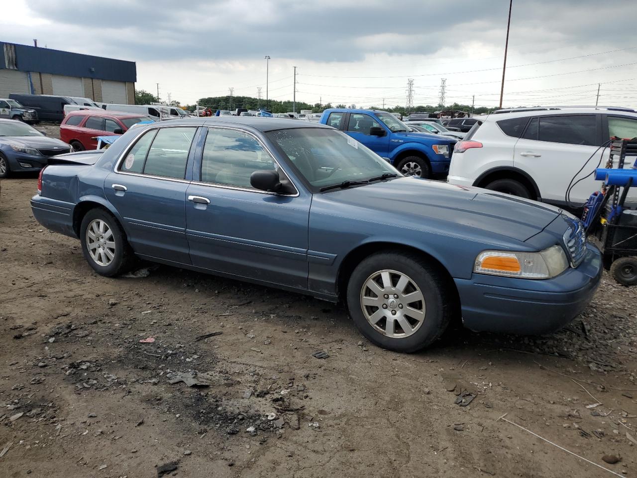 FORD CROWN VIC 2008 VIN 2FAFP74VX8X104034 zdjęcie 4