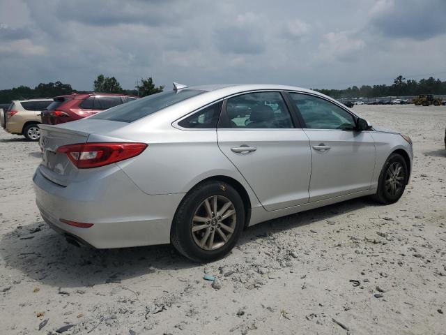  HYUNDAI SONATA 2016 Серебристый