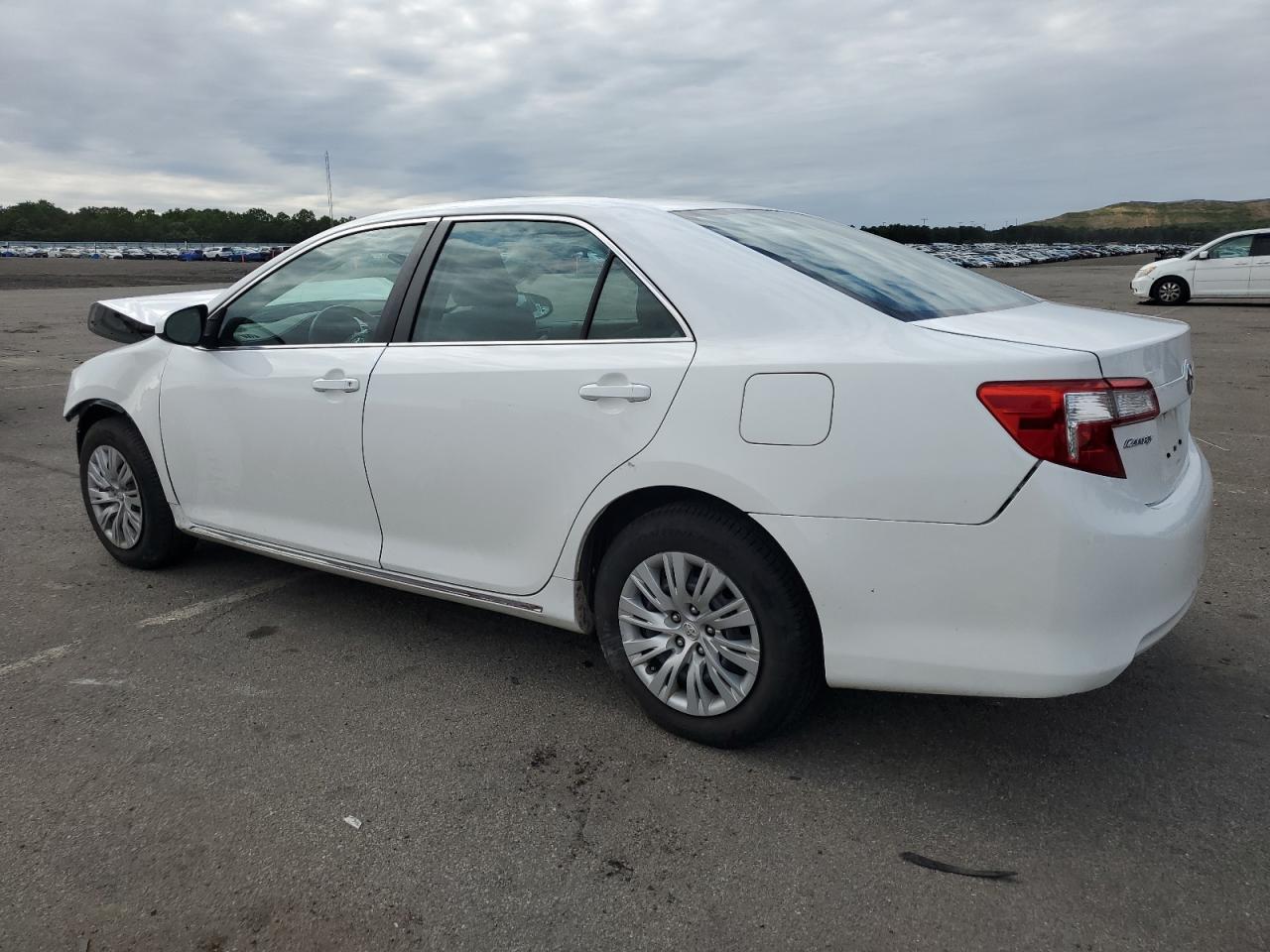 4t4bf1fk3er392754 4T4BF1FK3ER392754 2014 Toyota Camry L