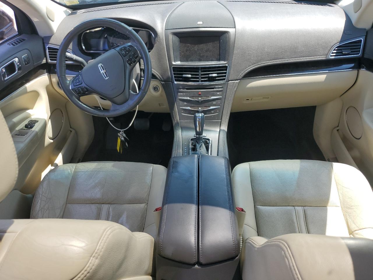 2013 Lincoln Mkt VIN: 2LMHJ5AT0DBL52523 Lot: 61900925
