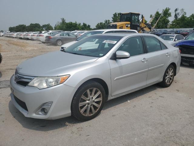  TOYOTA CAMRY 2014 Серебристый
