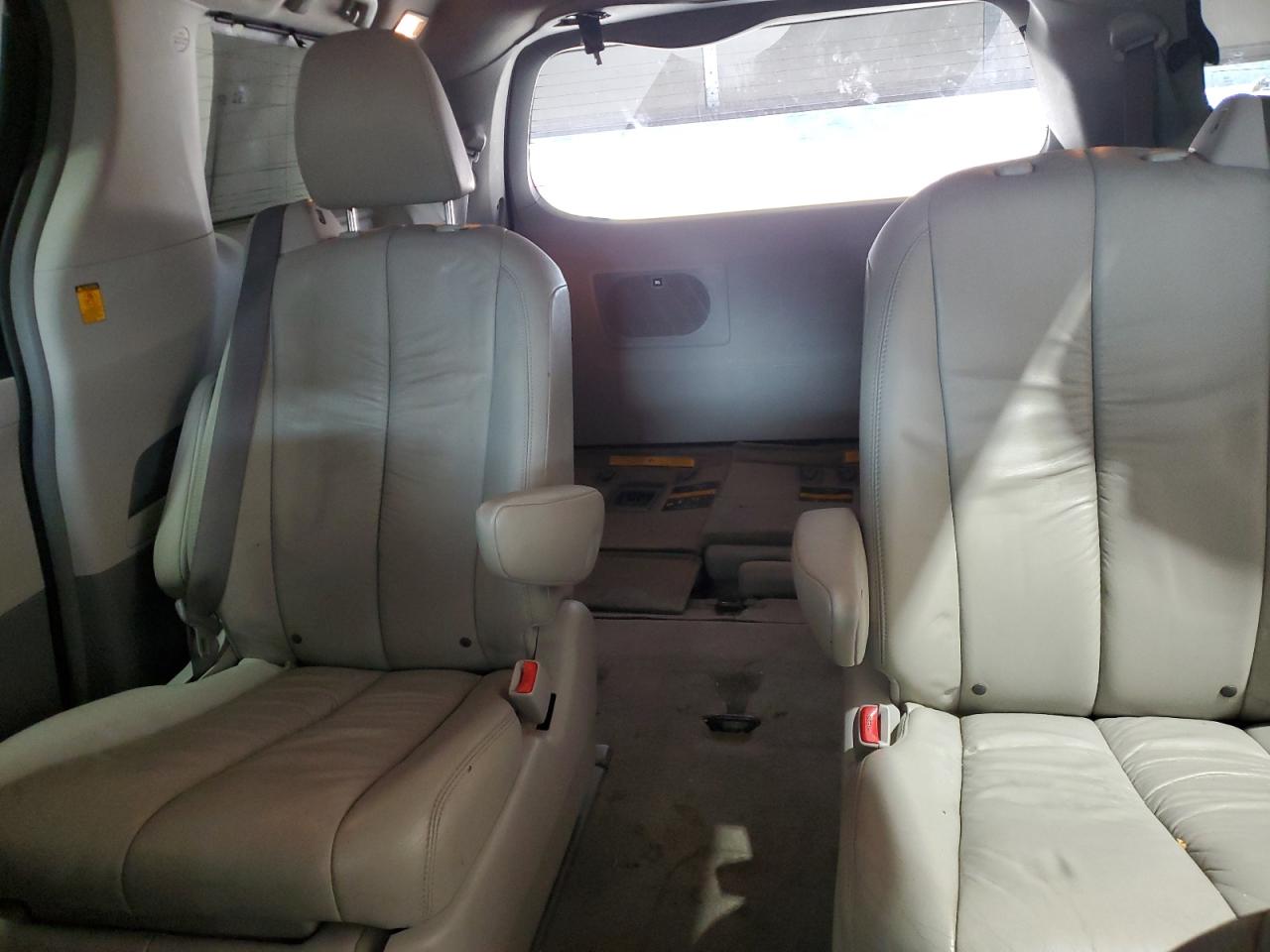 2011 Toyota Sienna Xle VIN: 5TDDK3DC2BS019893 Lot: 62596665