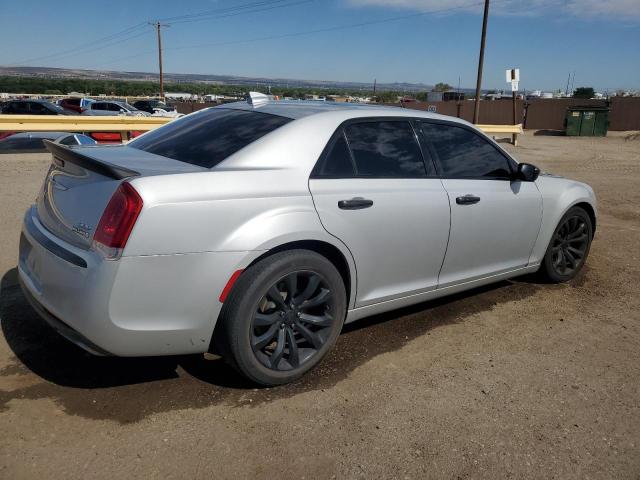  CHRYSLER 300 2020 Сріблястий