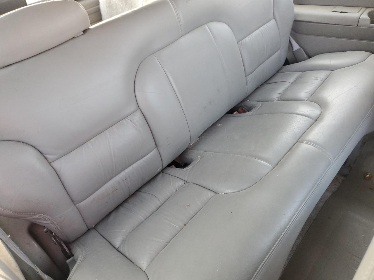1998 Chevrolet Tahoe K1500 VIN: 3GNEK18R1WG144838 Lot: 60427425
