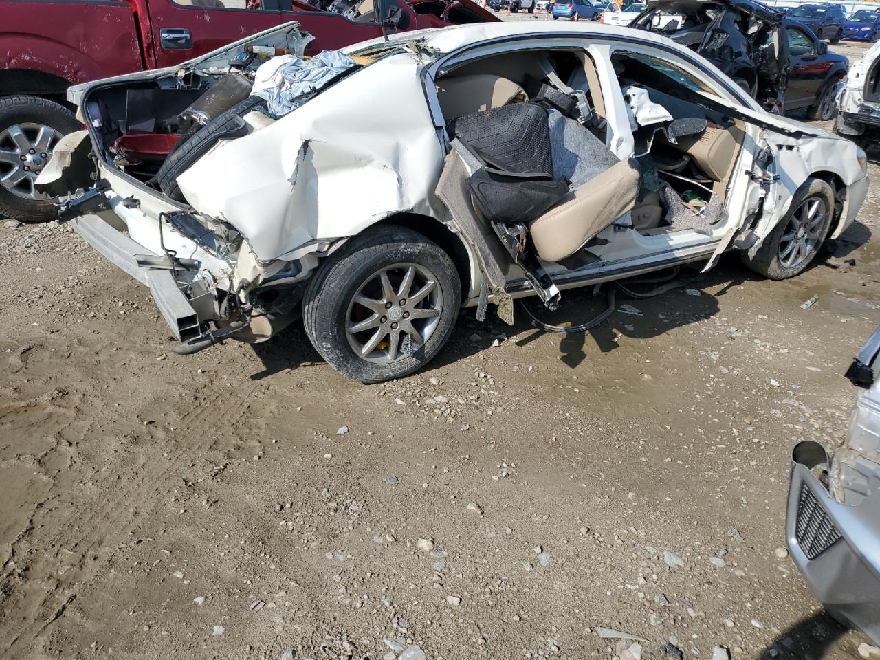 2007 Buick Lucerne - Image 3