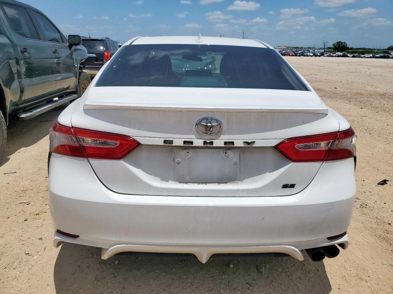  TOYOTA CAMRY 2019 Biały