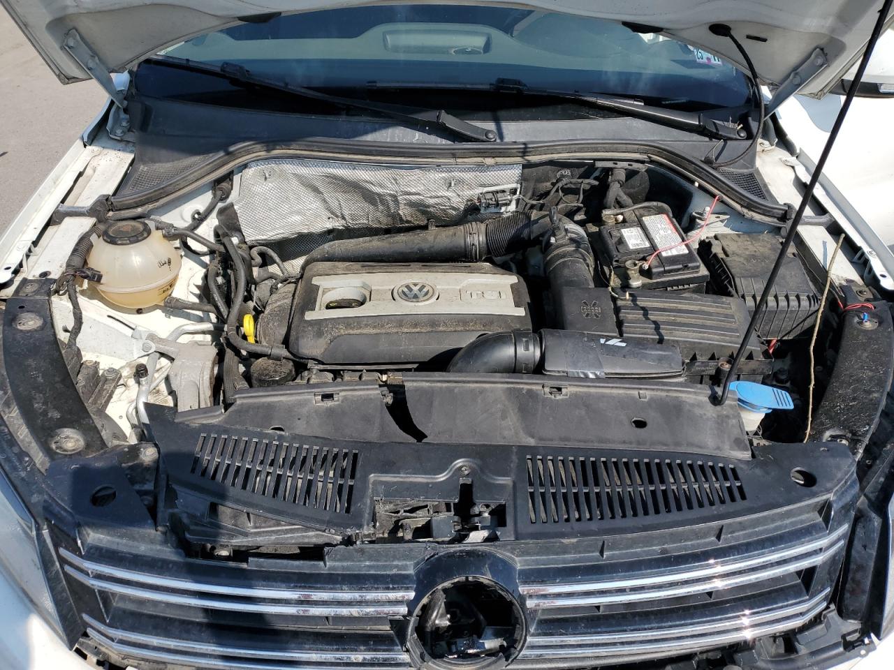 2017 Volkswagen Tiguan S VIN: WVGBV7AX3HK050692 Lot: 61791365