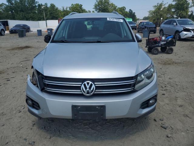  VOLKSWAGEN TIGUAN 2013 Srebrny
