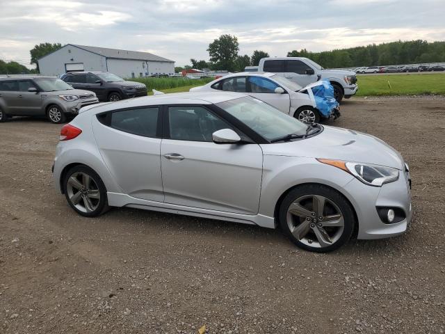  HYUNDAI VELOSTER 2014 Серебристый