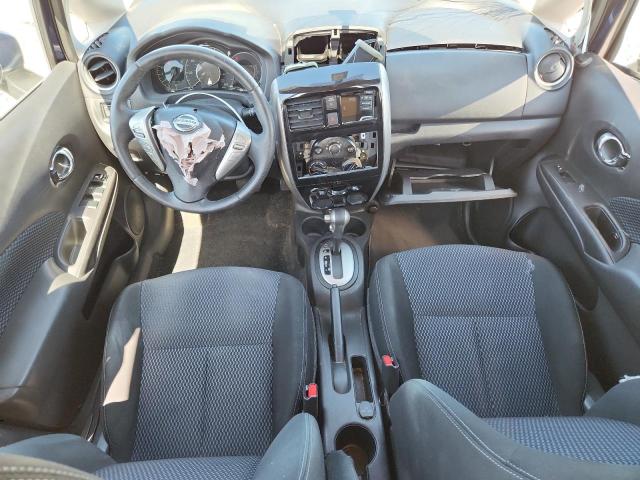  NISSAN VERSA 2018 Granatowy