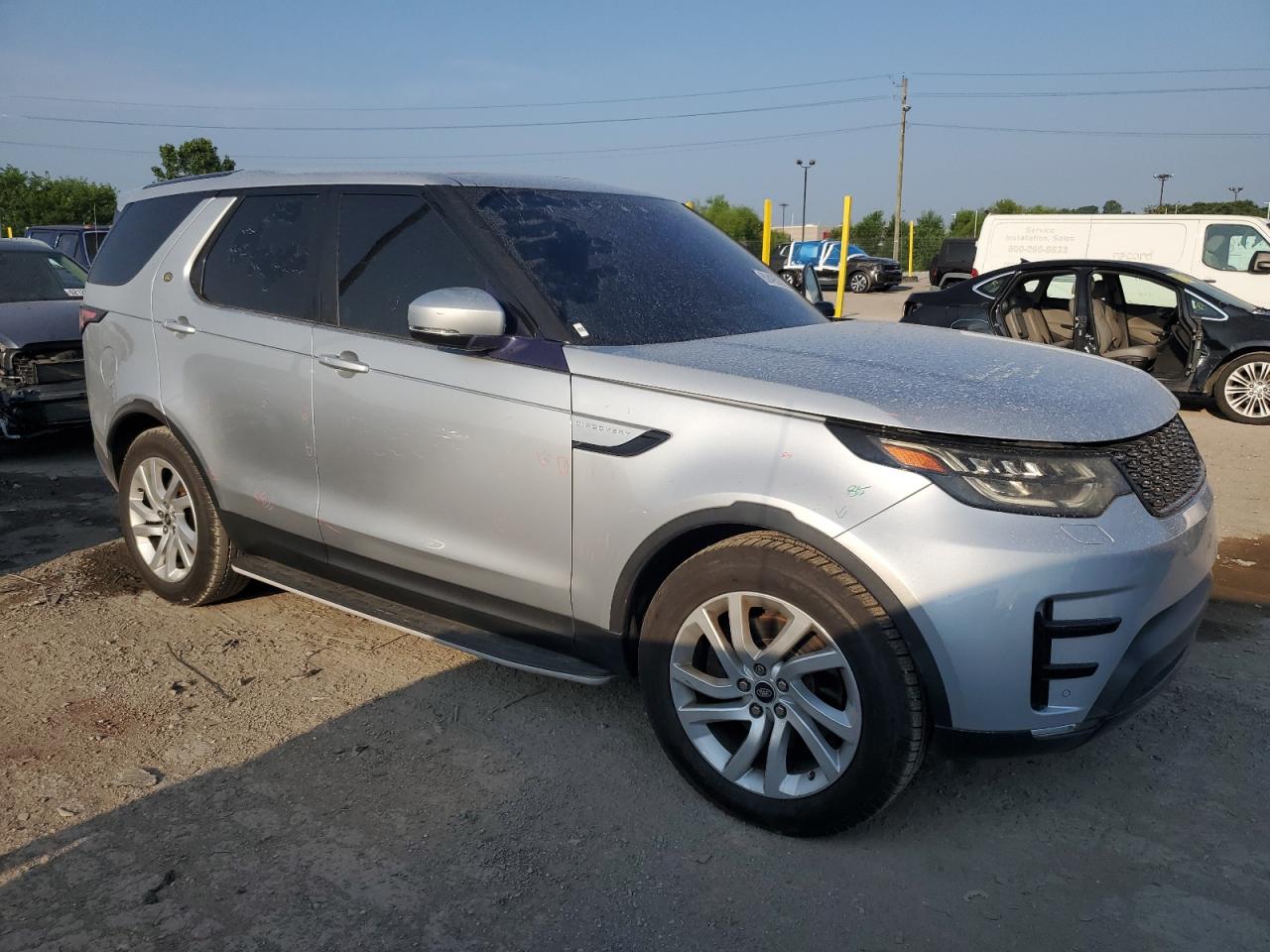 LAND ROVER DISCOVERY 2017 VIN SALRRBBV1HA010634 фото 4
