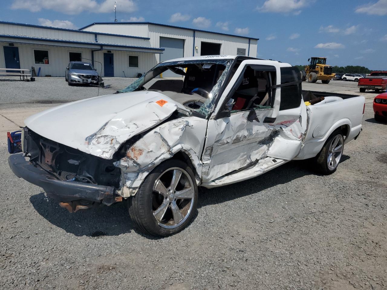 2003 Gmc Sonoma for Sale in Lumberton, NC - Rollover