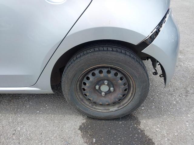 2014 VOLKSWAGEN MOVE UP BL