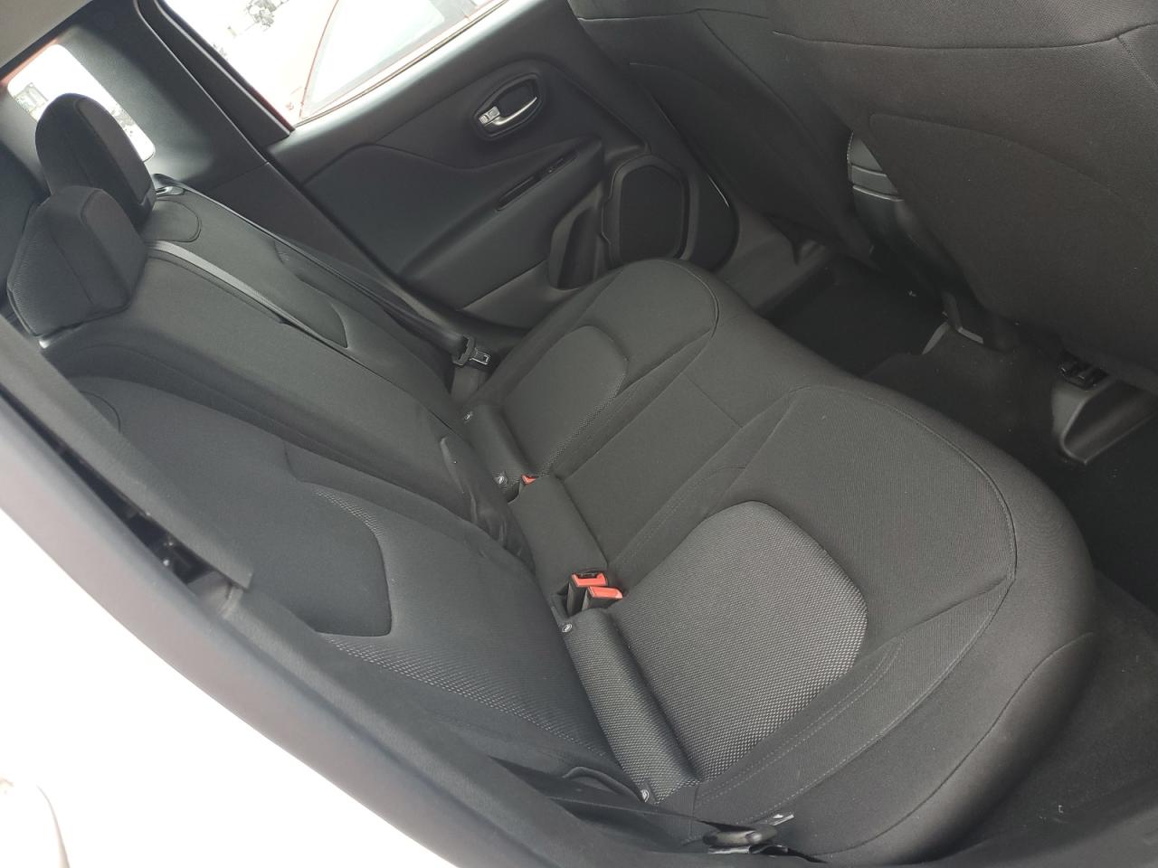 2022 Jeep Renegade Sport VIN: ZACNJDA1XNPN52105 Lot: 61099065