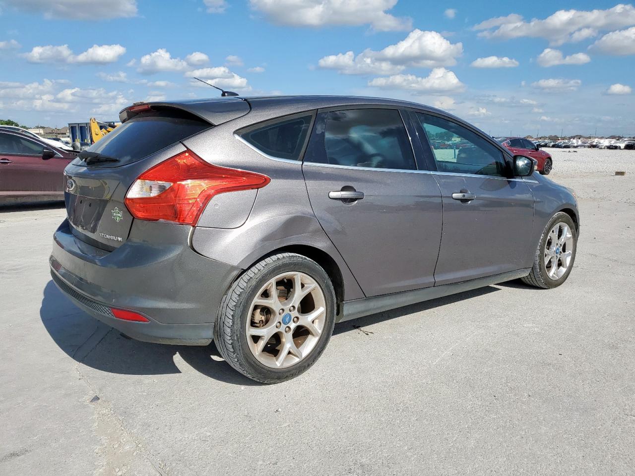 FORD FOCUS 2012 VIN 1FAHP3N26CL172407 фото 3