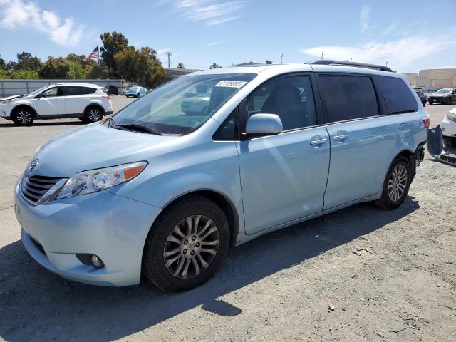 2016 Toyota Sienna Xle