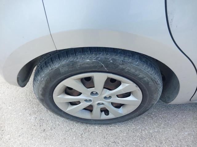 2014 KIA RIO 1