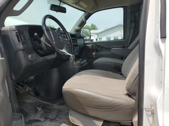  GMC SAVANA 2017 Белы