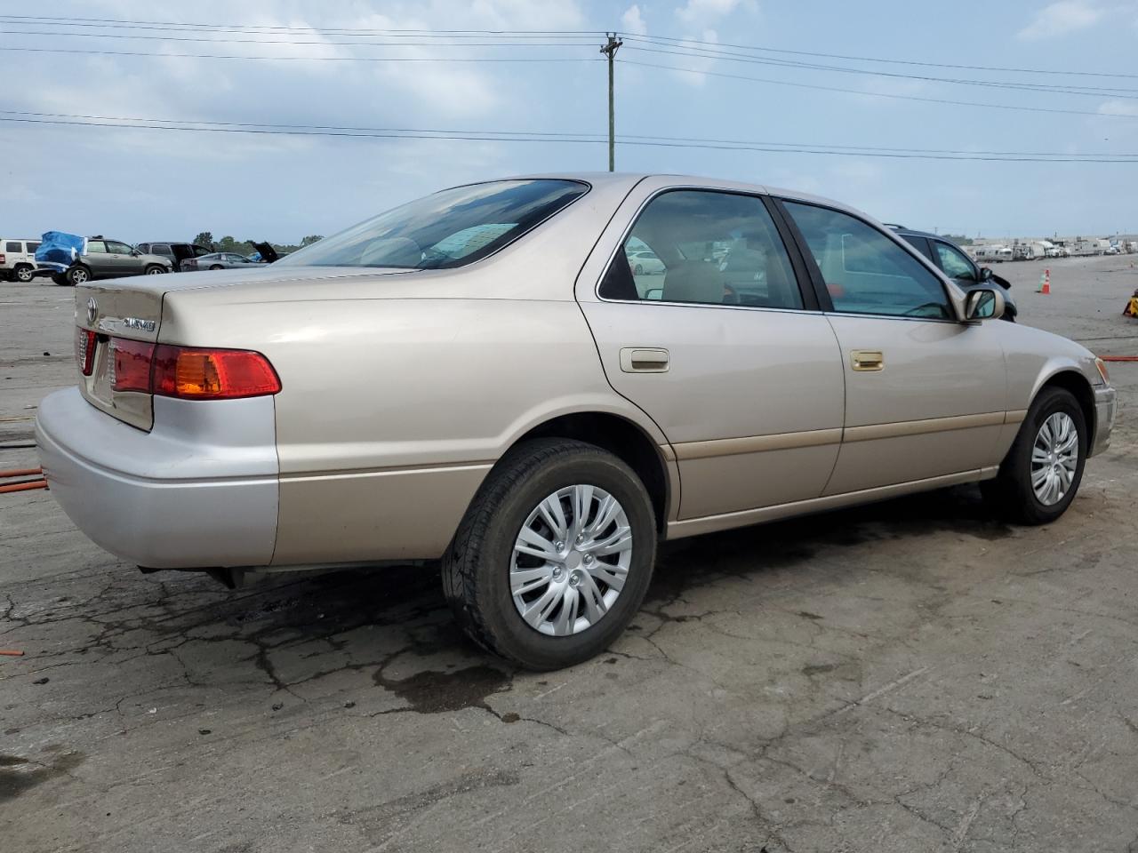TOYOTA CAMRY 2001 VIN 4T1BG22K01U792977 фото 3