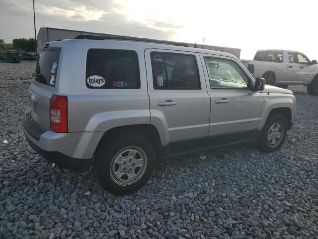 Паркетники JEEP PATRIOT 2014 Серебристый