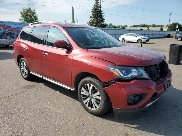  NISSAN PATHFINDER 2017 Czerwony