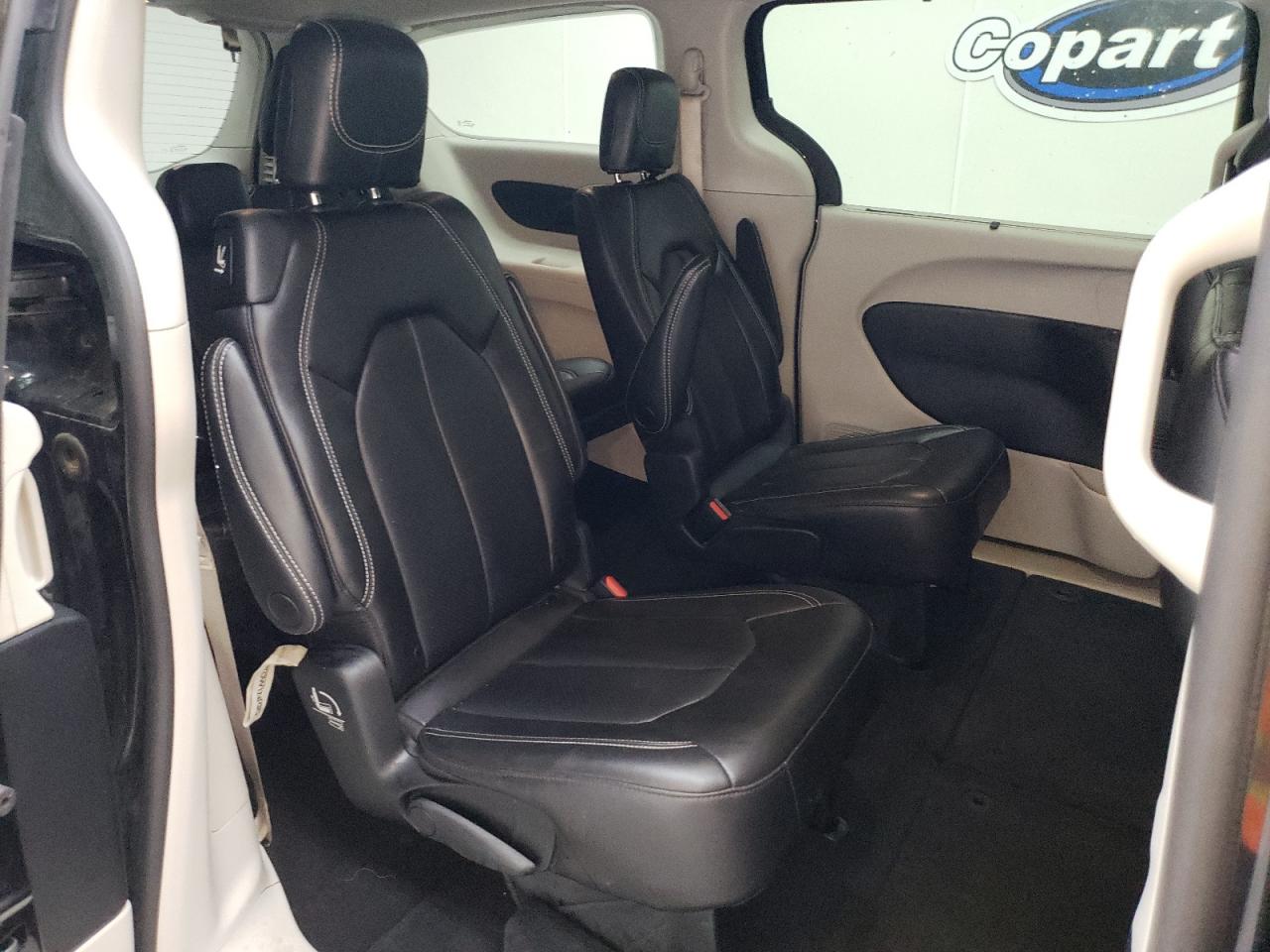2023 Chrysler Pacifica Touring L VIN: 2C4RC1BG0PR620247 Lot: 60457665