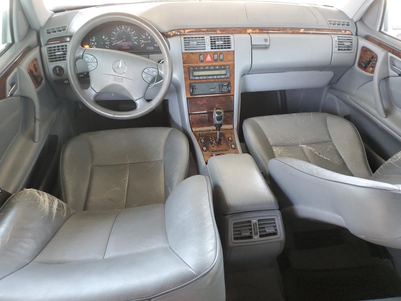 2001 Mercedes-Benz E 320 VIN: WDBJF65J01B317059 Lot: 62968135
