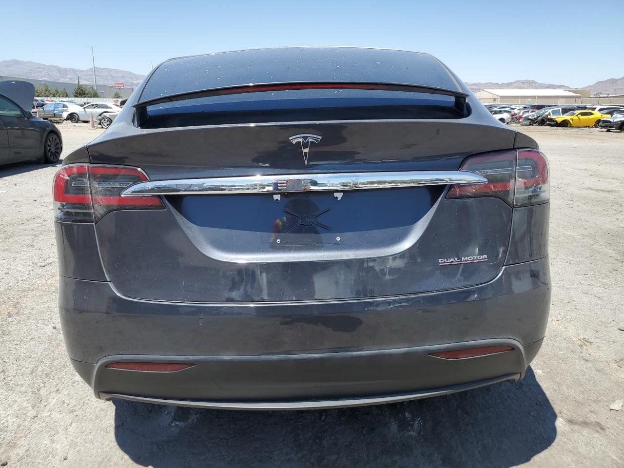 2020 Tesla Model X VIN: 5YJXCBE45LF301043 Lot: 61770415