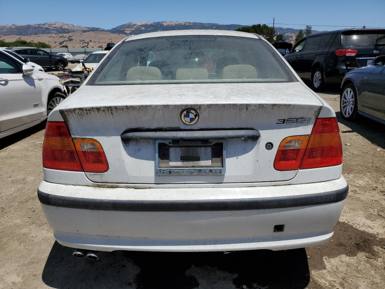 BMW 3 SERIES 2003 VIN WBAET37403NJ37225 photo 6