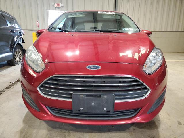Hatchbacks FORD FIESTA 2015 Czerwony
