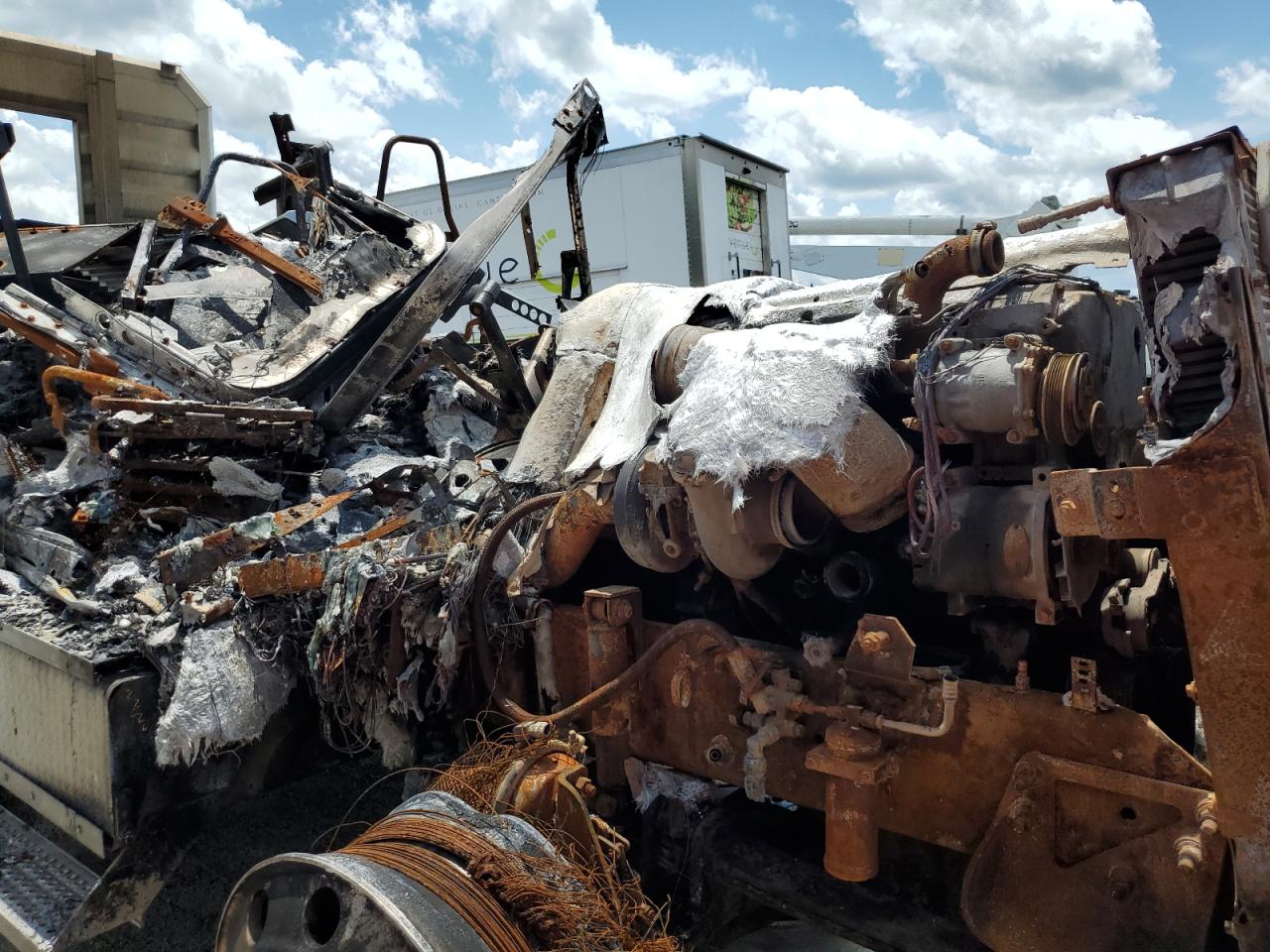 2007 International 9400I Semi Truck VIN: 2HSCNAPR97C551854 Lot: 58816965